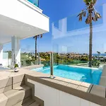 Luxury High End - Santa Barbara Heights Clc - For Work, Play & Family Διαμέρισμα Fuengirola