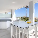 Luxury High End - Santa Barbara Heights Clc - For Work, Play & Family Διαμέρισμα *
