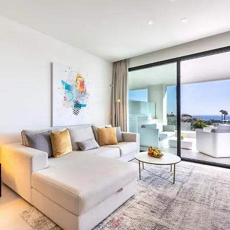 Διαμέρισμα Luxury High End - Santa Barbara Heights Clc - For Work, Play & Family