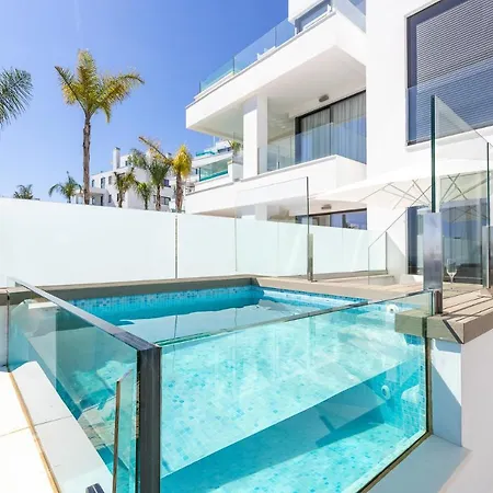 Luxury High End - Santa Barbara Heights Clc - For Work, Play & Family Fuengirola