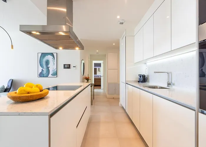 Luxury High End - Santa Barbara Heights Clc - For Work, Play & Family *