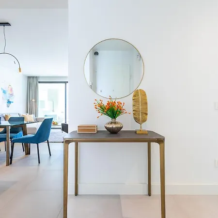 Apartment Luxury High End - Santa Barbara Heights Clc - For Work, Play & Family *
