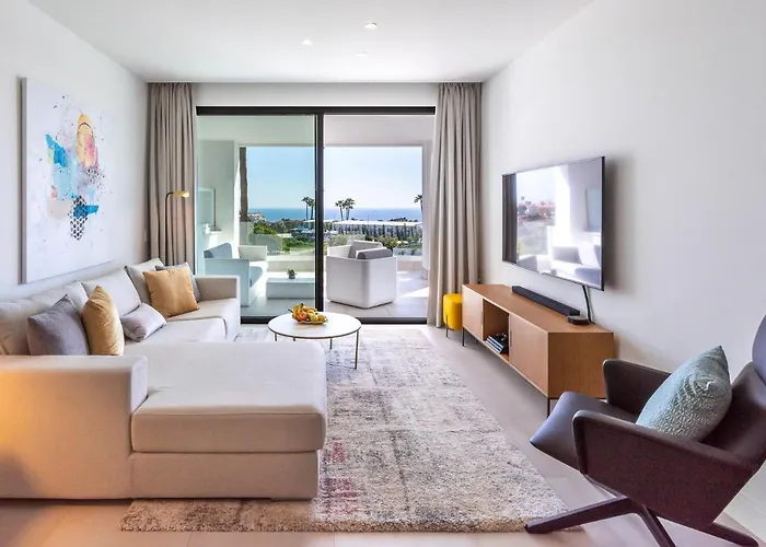 アパート Luxury High End - Santa Barbara Heights Clc - For Work, Play & Family *