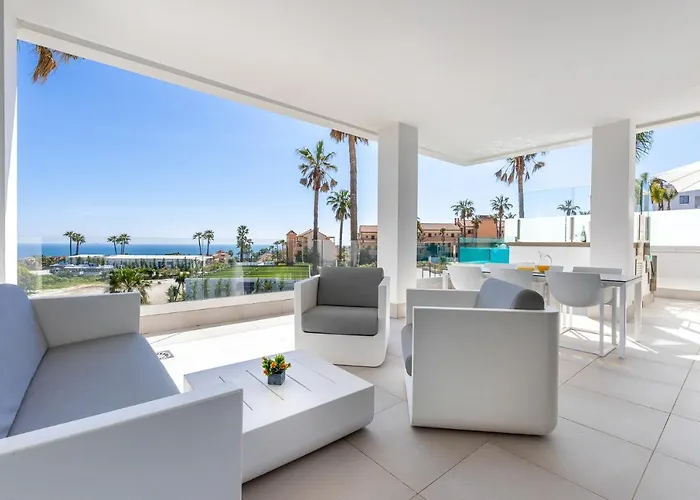 Luxury High End - Santa Barbara Heights Clc - For Work, Play & Family アパート