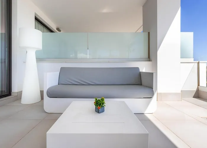 Luxury High End - Santa Barbara Heights Clc - For Work, Play & Family アパート