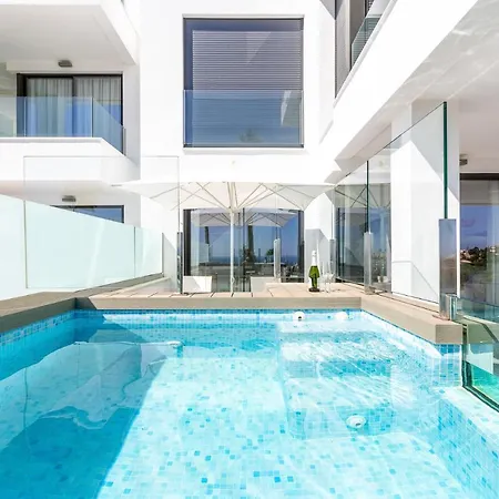 Luxury High End - Santa Barbara Heights Clc - For Work, Play & Family Lägenhet *