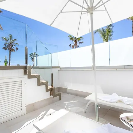 Luxury High End - Santa Barbara Heights Clc - For Work, Play & Family Lägenhet Fuengirola